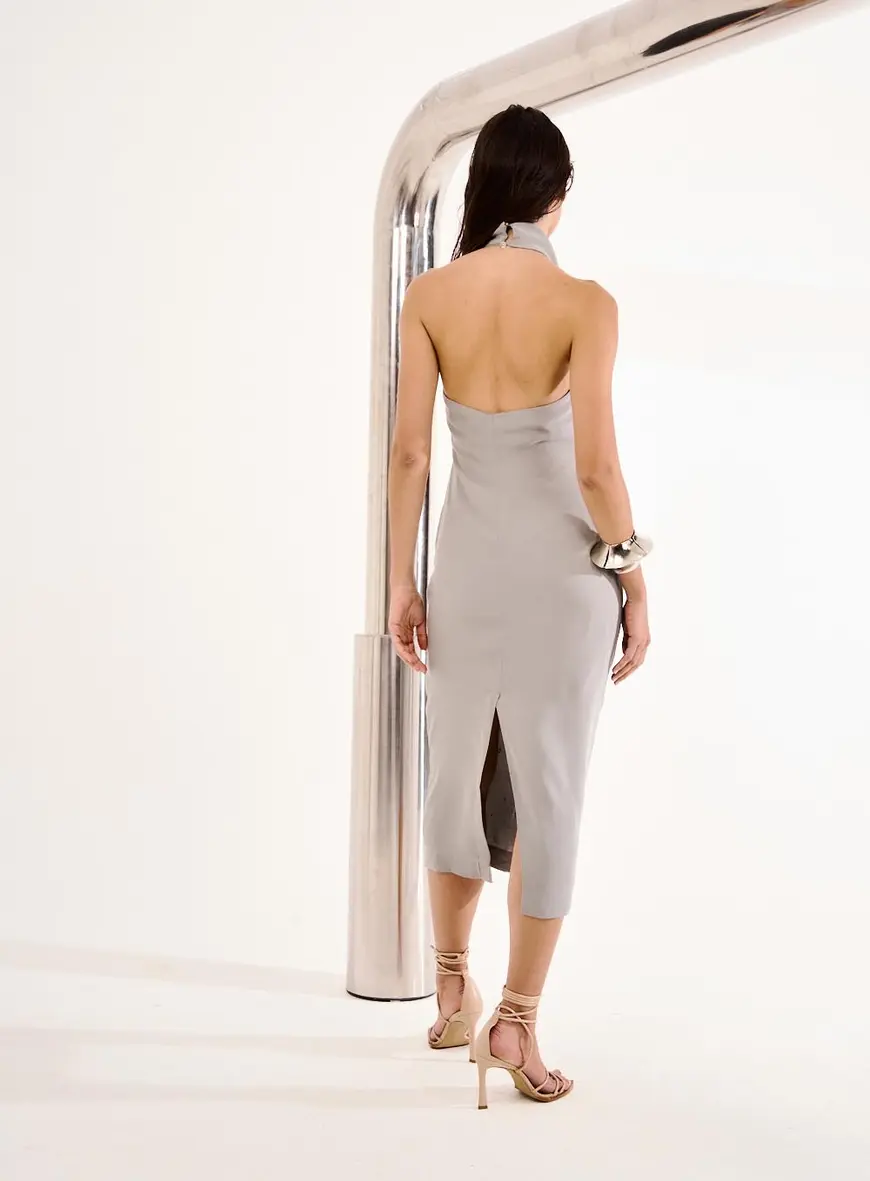 Vestido Gola Alta Com Aplicação Cinza 4