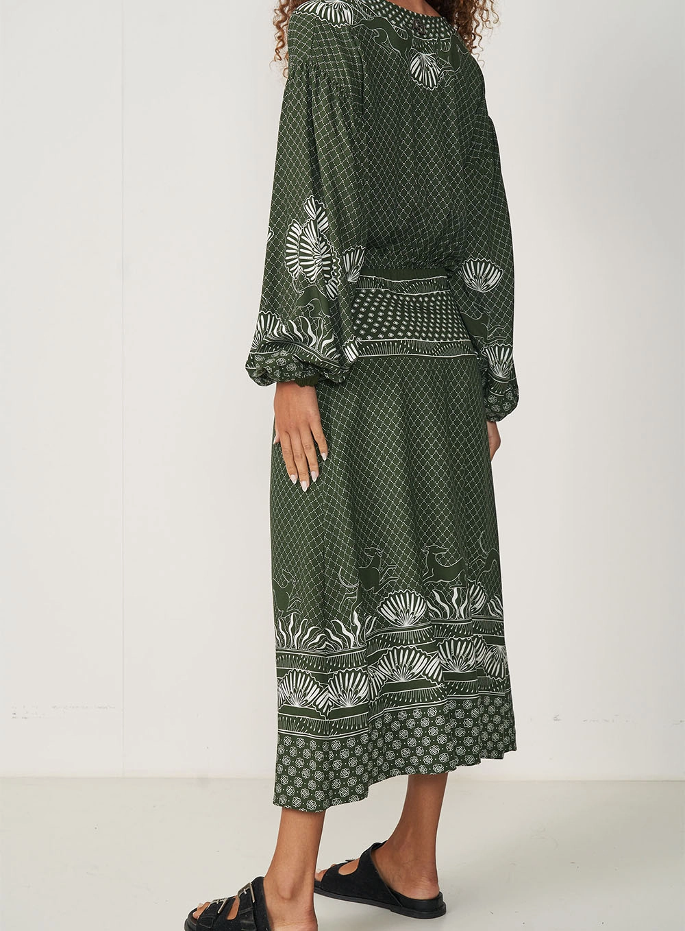 Vestido Estampado Midi Acinturado Mangas Bufantes Estampados