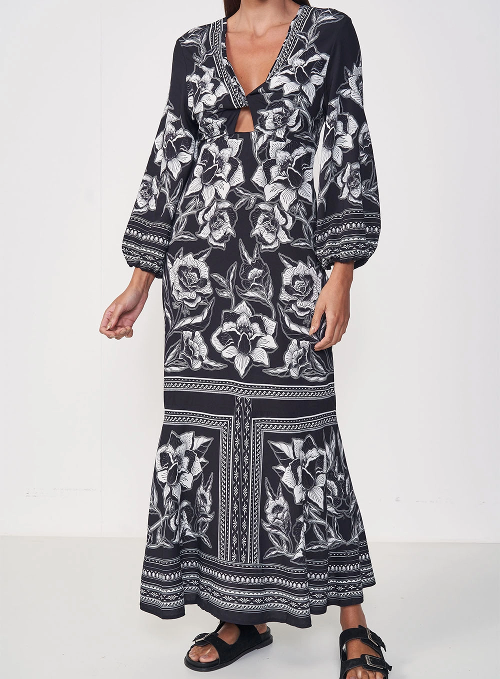 Vestido Estampado Longo Mangas Bufantes Estampados