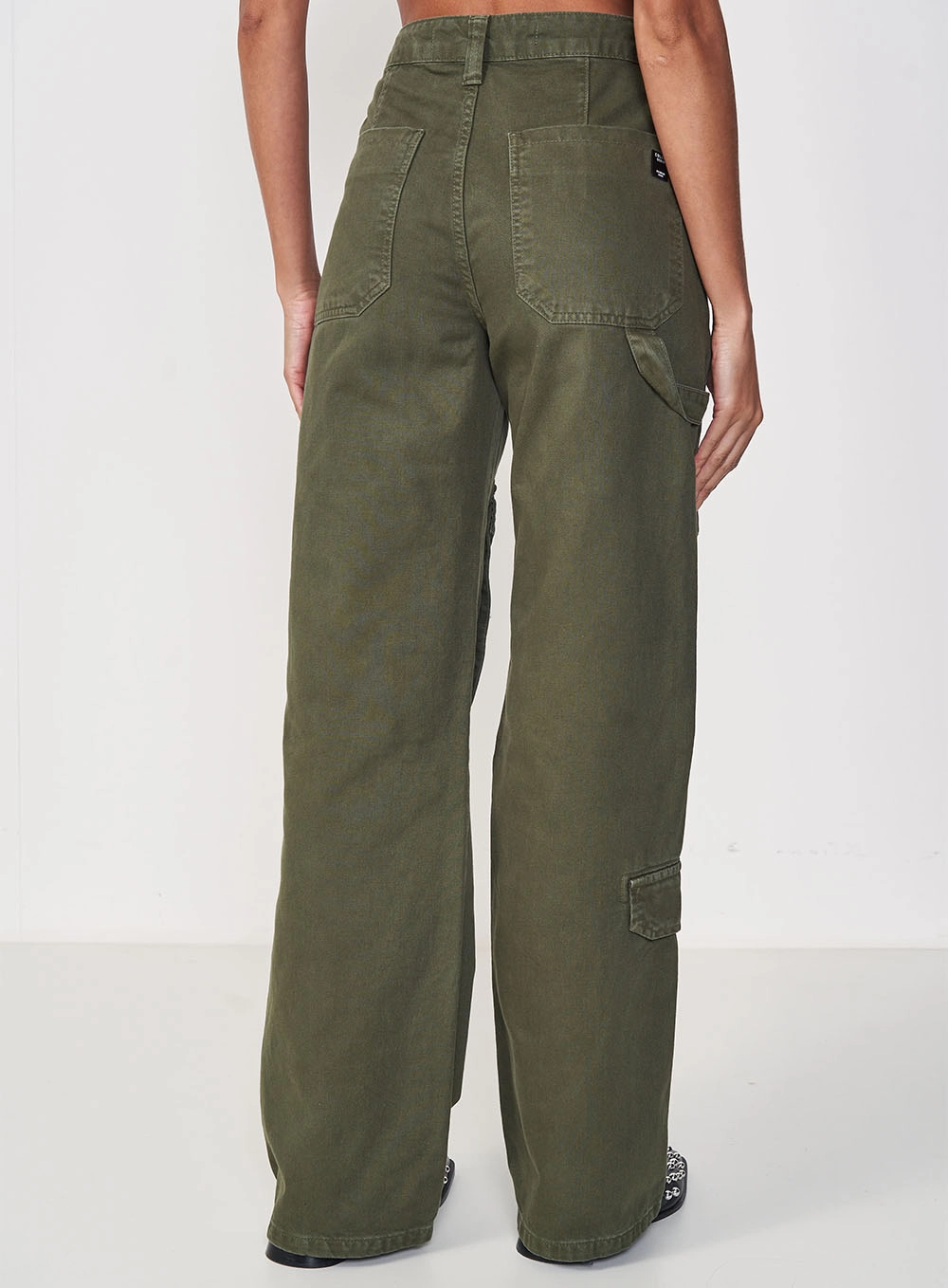Calça Feminina Sarja Com Bolsos Cargo - Juliette Verde