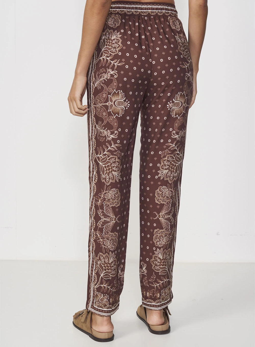 Calça Feminina Estampada Reta Com Amarração Estampados
