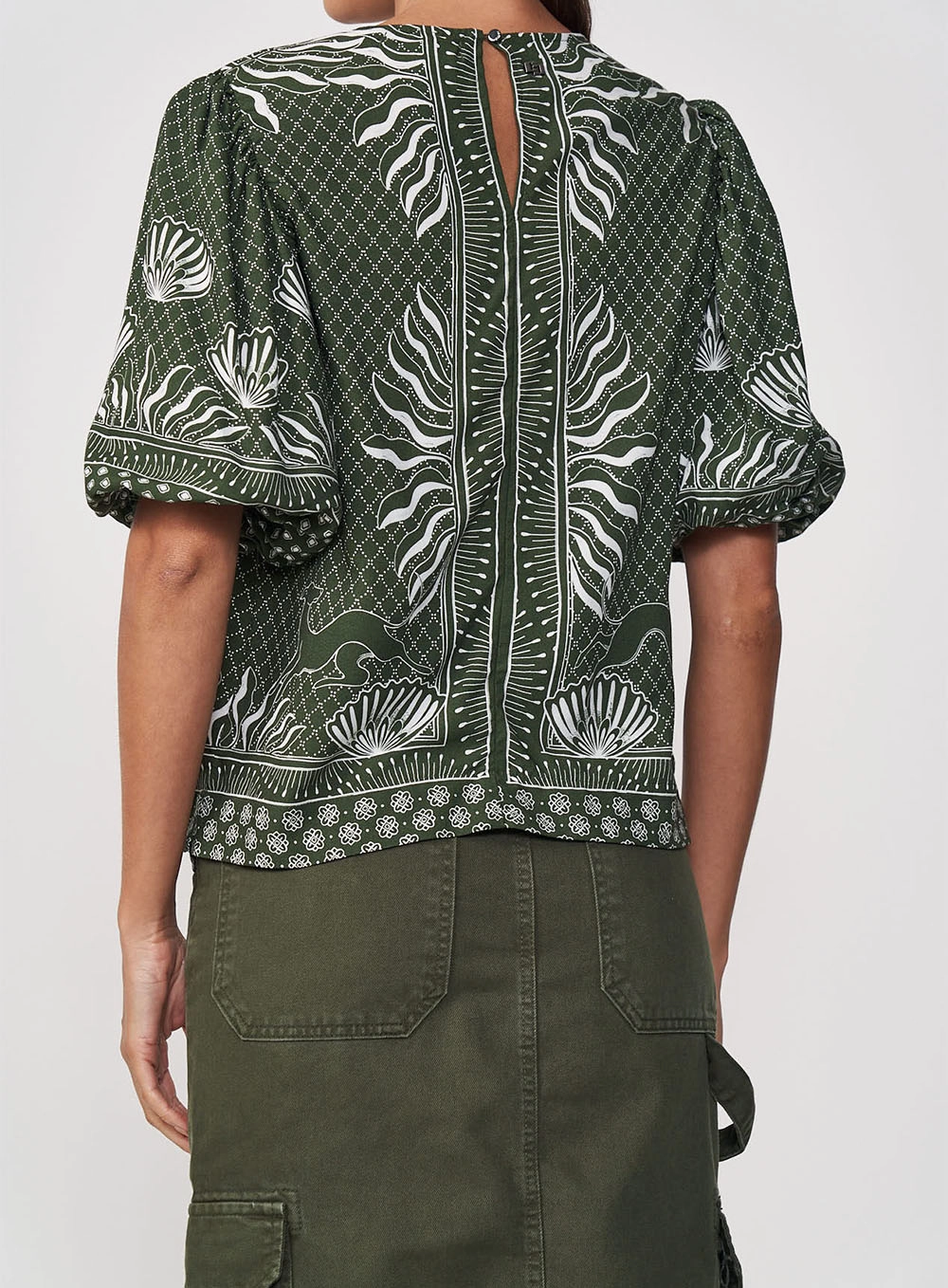 Blusa Estampada Com Mangas Bufantes Estampados