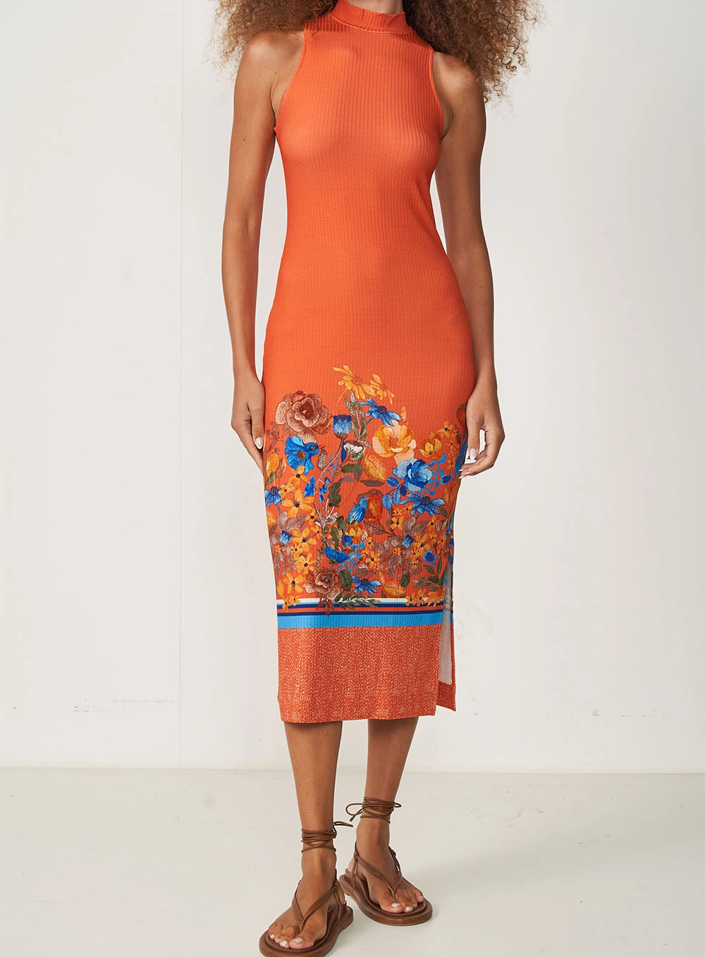 Vestido Canelado Estampado Midi Estampados