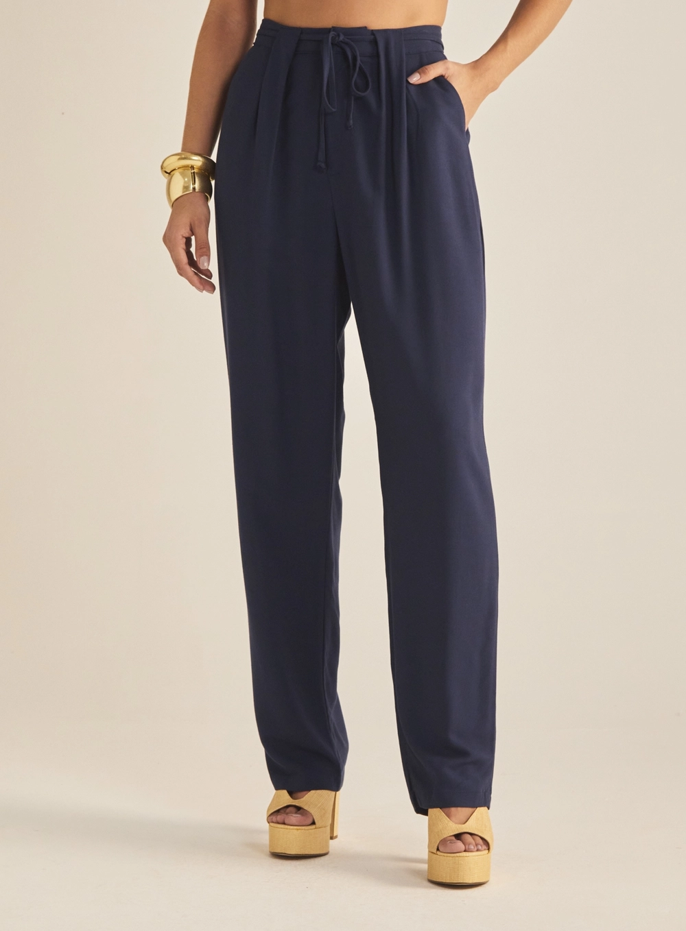 Calça Feminina Alfaiataria Com Cós Elástico Azul 2
