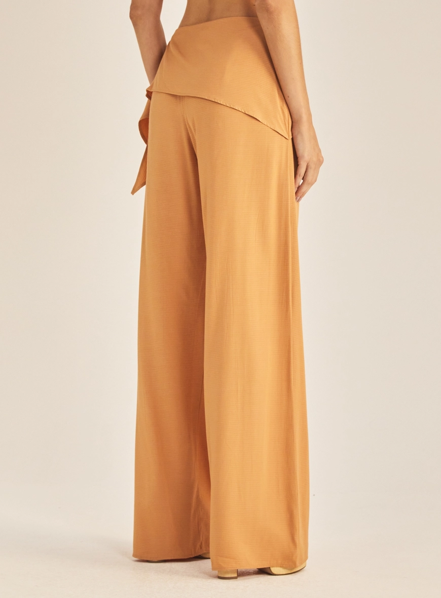 Calça Feminina Pantalona Fluida Com Amarração Bege 4