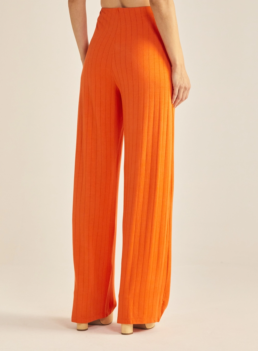 Calça Feminina Pantalona Canelada Laranja 4