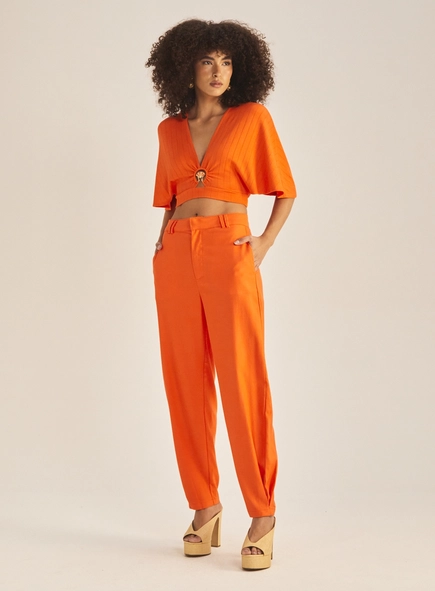 Calça Feminina Alfaiataria Cenoura Vibrante