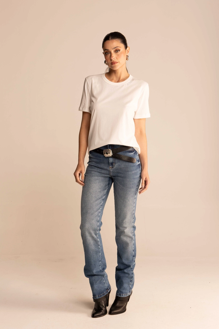 Calça Jeans Feminina Reta Slim Lavagem Média Índigo 1