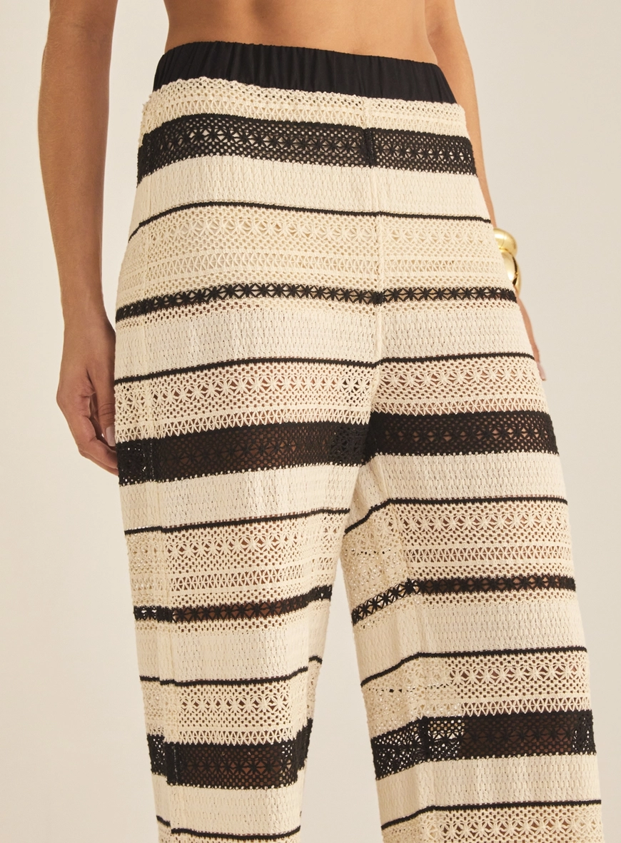 Calça Feminina Reta Listrada Estampados 3