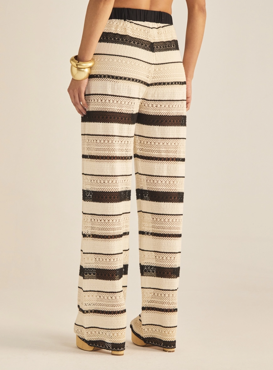 Calça Feminina Reta Listrada Estampados 4