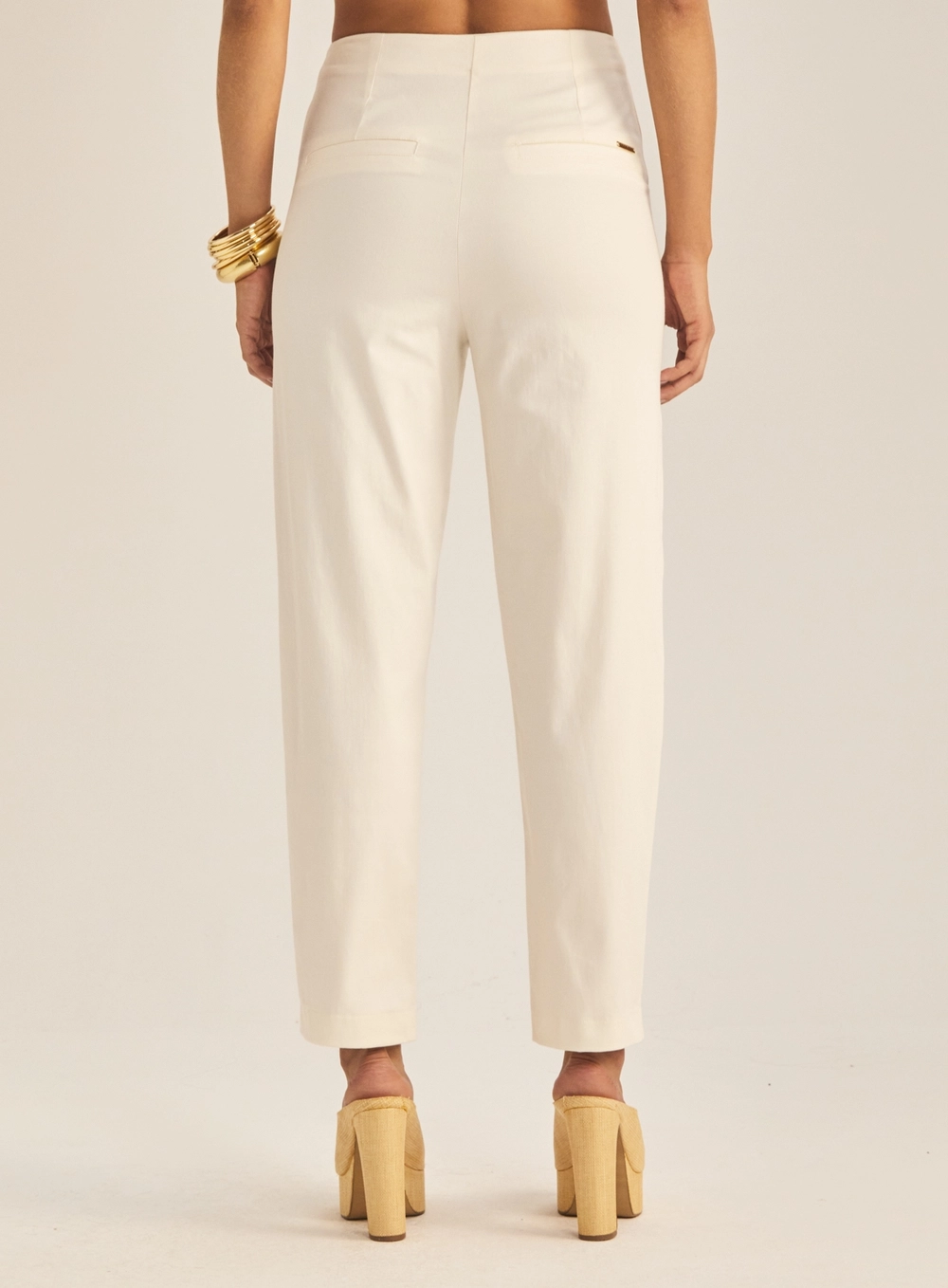 Calça Feminina Alfaiataria Slim Off Shell 4
