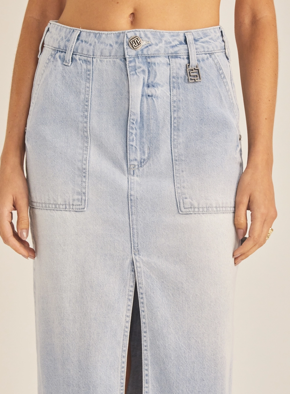 Saia Jeans Midi Com Detalhe De Alça Lateral Índigo 3