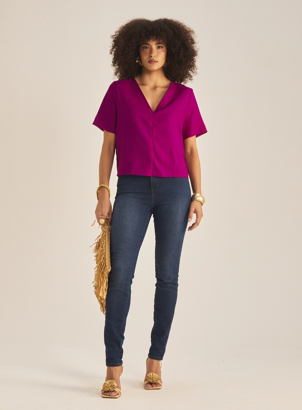 Camiseta Feminina Comfort Linho Decote V Roxo 1