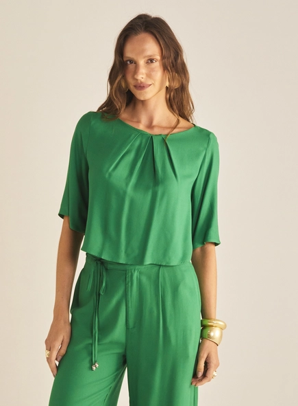Camiseta Feminina Com Pregas