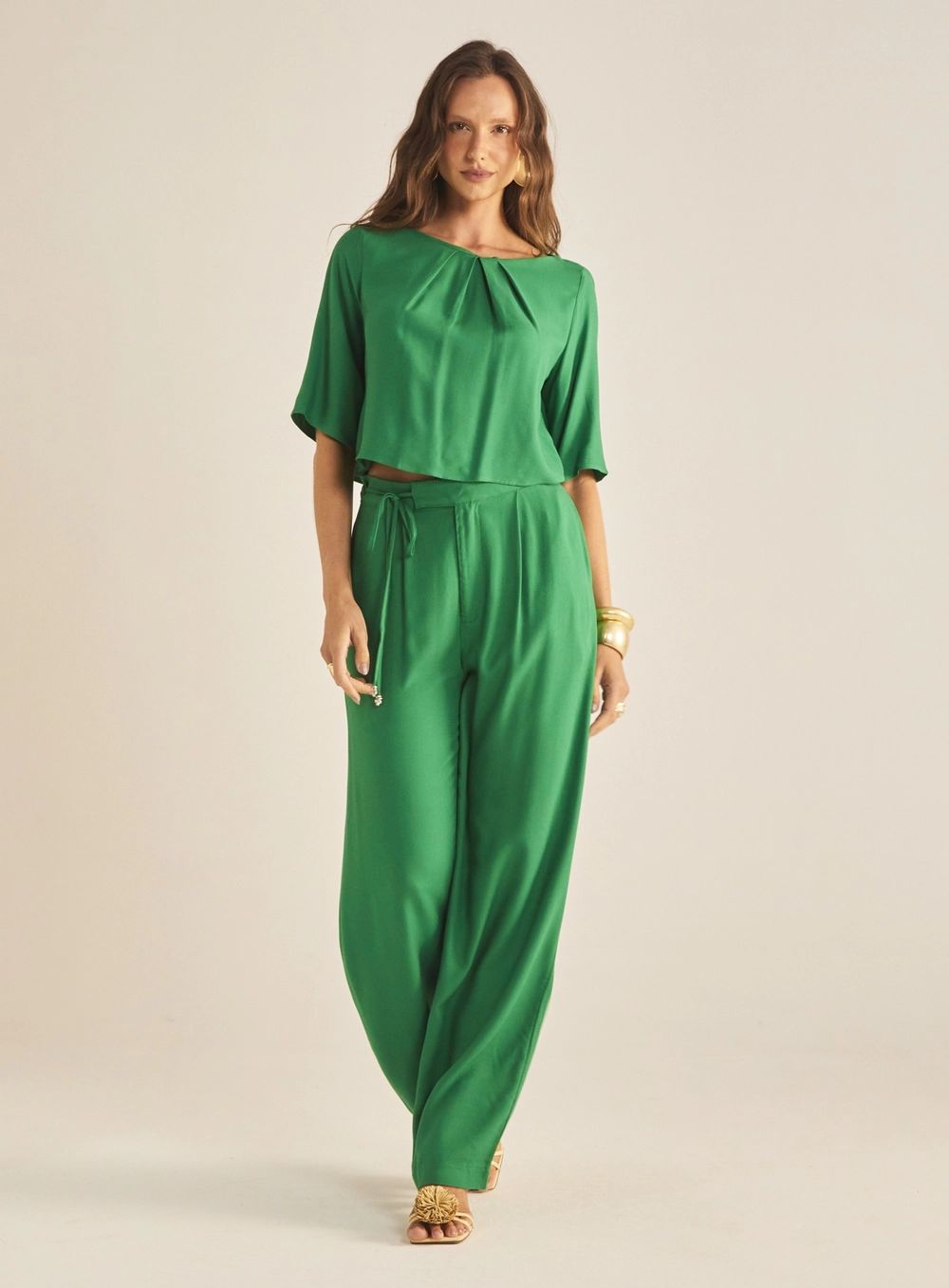 Camiseta Feminina Com Pregas Verde 1