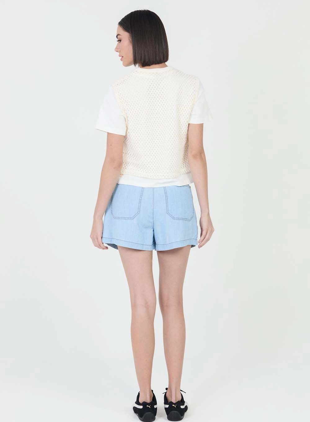 Short Jeans Trapeze Alta Com Prega Índigo 4