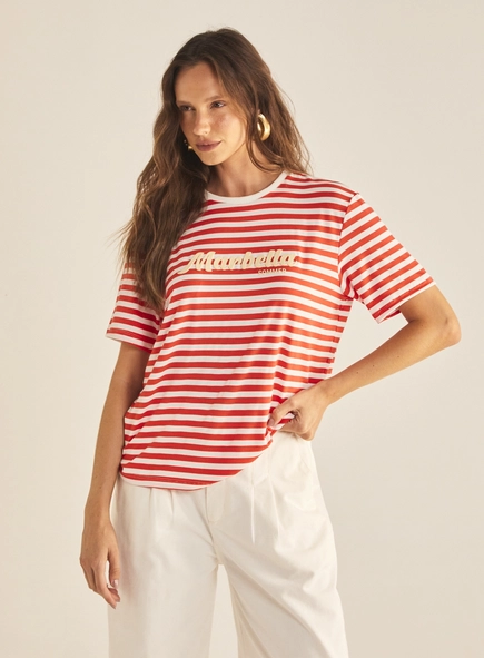 Camiseta Feminina Boyfriendy Listrada