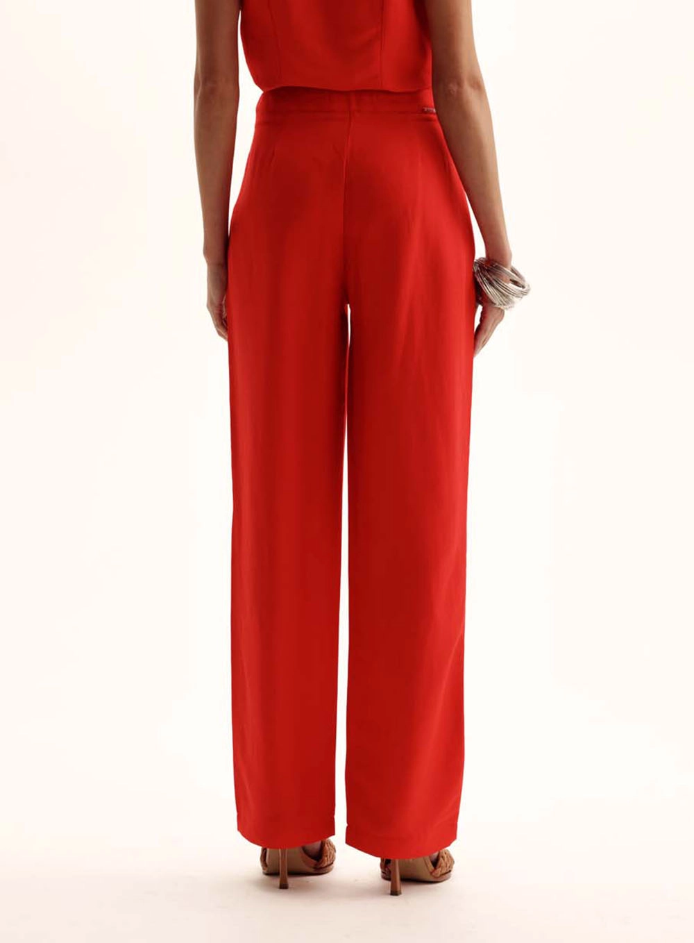 Calça Linho Feminina Cenoura Com Bolsos Vermelho 4