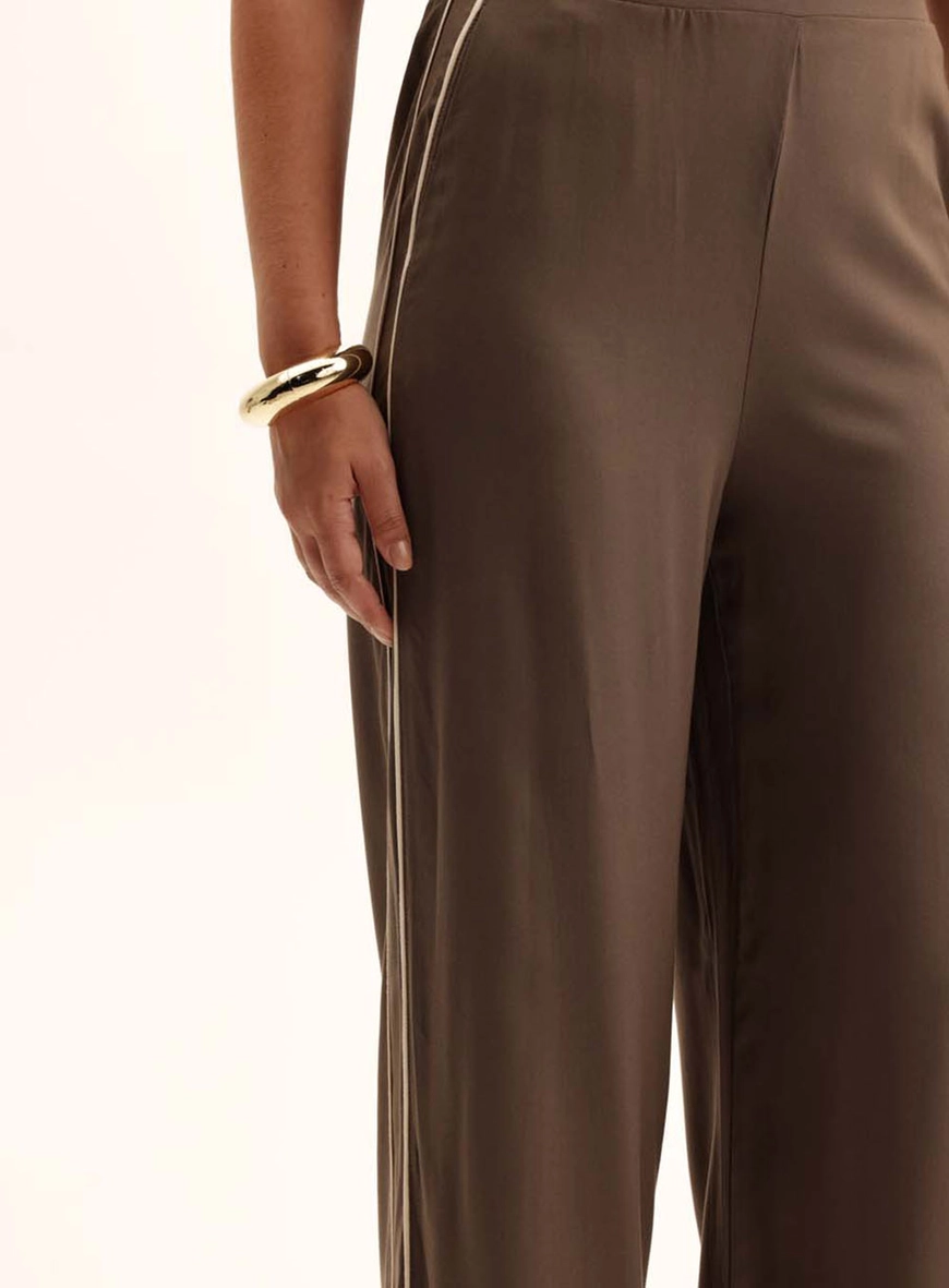 Calça Feminina Reta Cós Elástico Verde 3