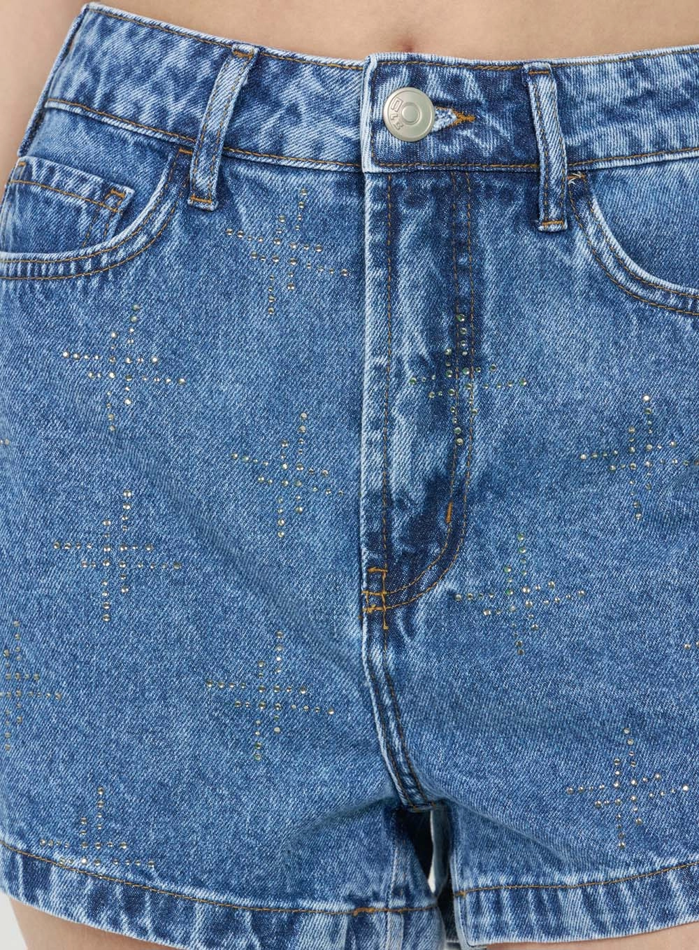 Short Jeans Feminino Regular Alta Com Aplicação Índigo 5