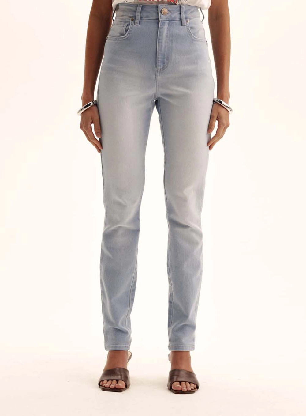 Calça Jeans Feminina Lavagem Clara - Gisele Indigo 2