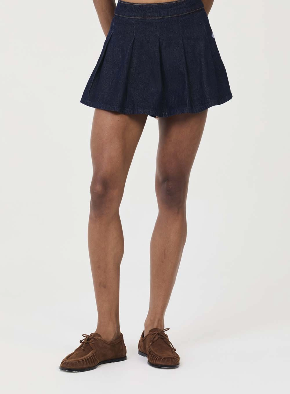 Short Saia Jeans Feminina Com Pregas Índigo 2