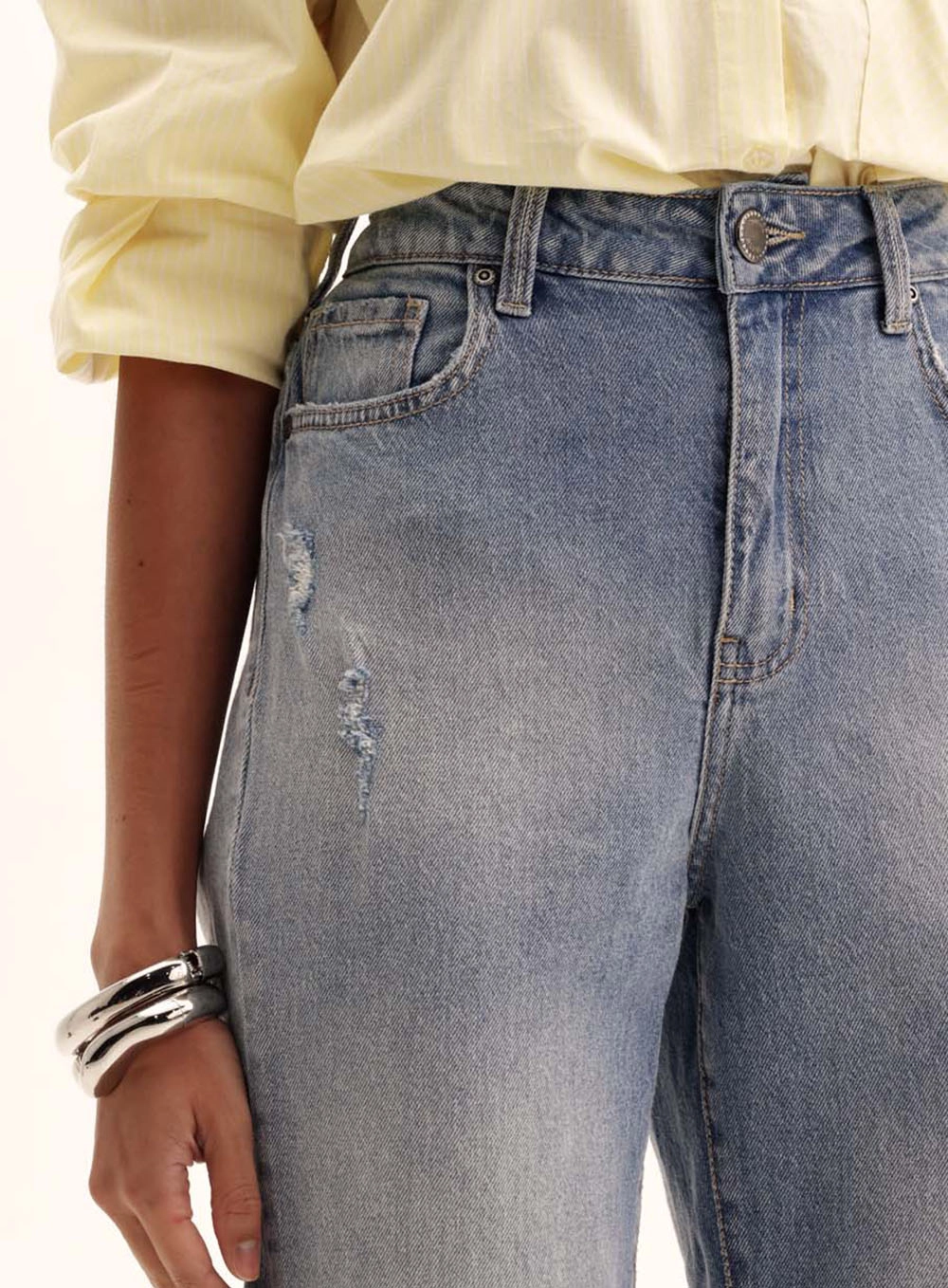 Calça Jeans Feminina Com Puídos - Camila Índigo 3