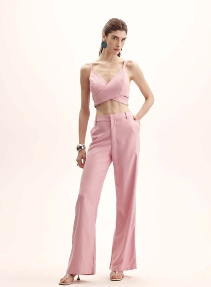 Calça Feminina Alfaiataria Reta Flare