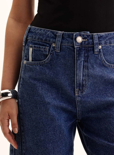 Bermuda Jeans Feminina Barra Desfiada Bella