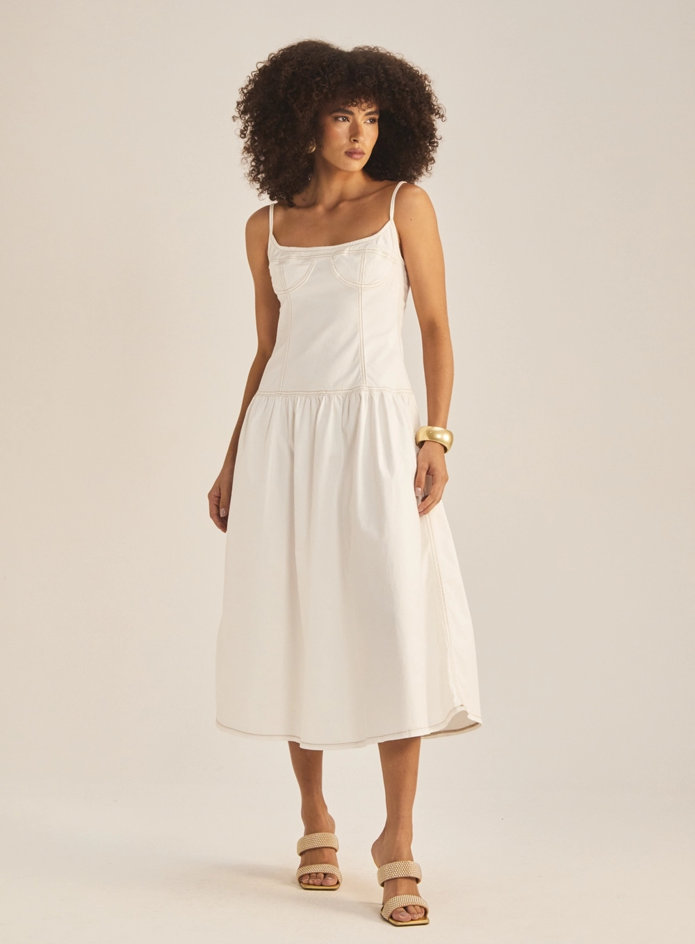 Vestido Slim Sarja Com Babado Off Shell 2