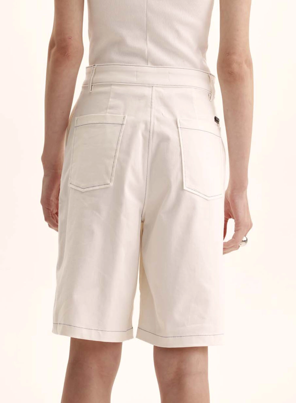 Bermuda Feminina Comfort Cós Baixo Off Shell 3