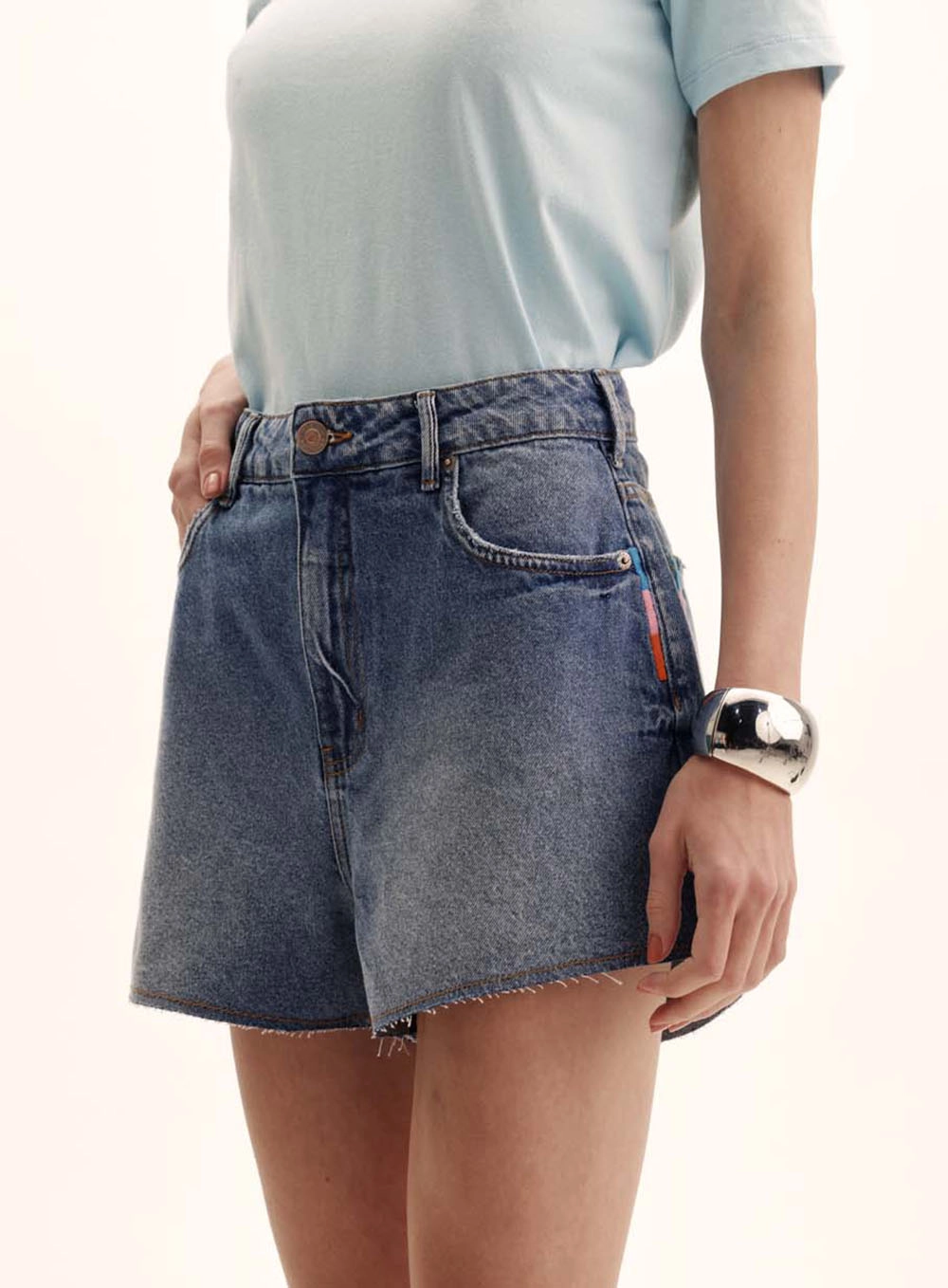 Short Jeans Feminino - Maite Índigo 2