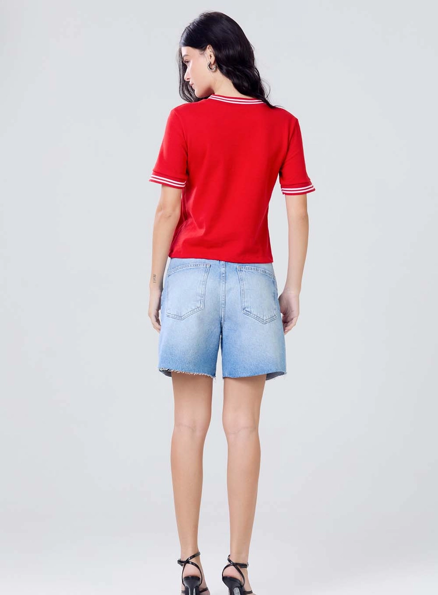 Camiseta Regular Com Gola De Retilínea Vermelho 4