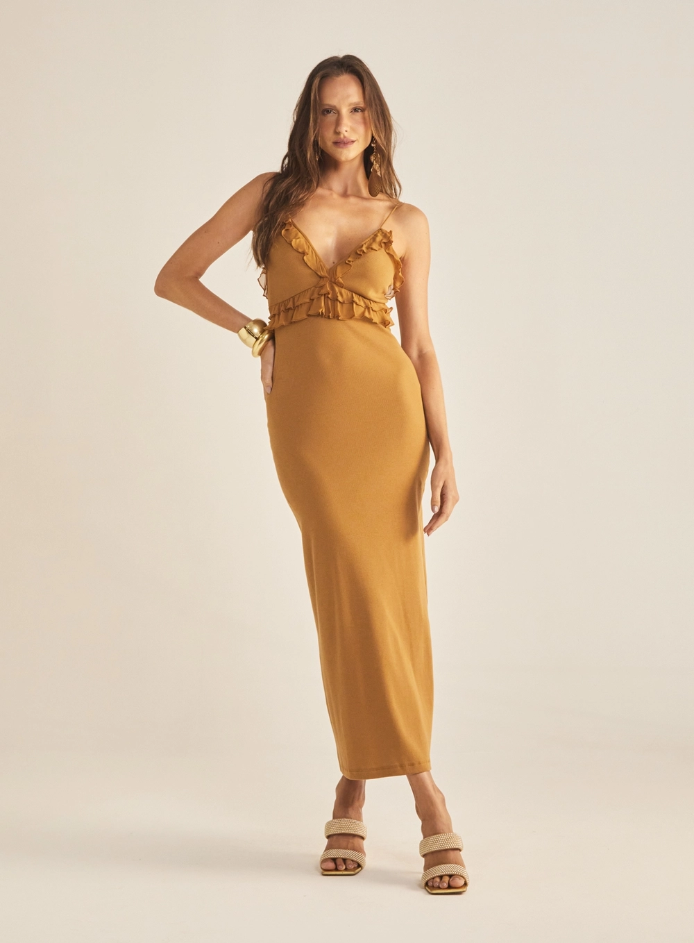 Vestido Slim Longo Com Babado Marrom Evermore 1