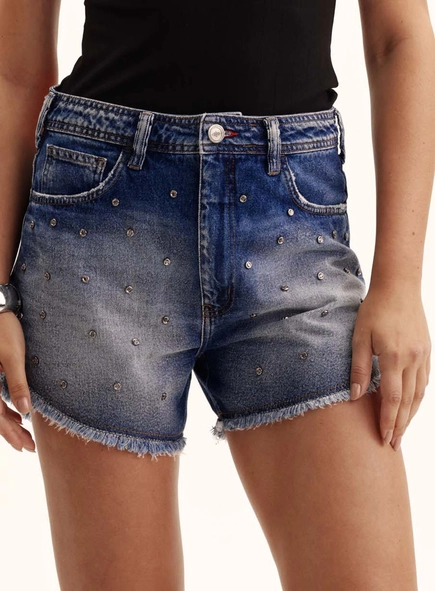 Short Jeans Feminino Over Com Aplicação Loose