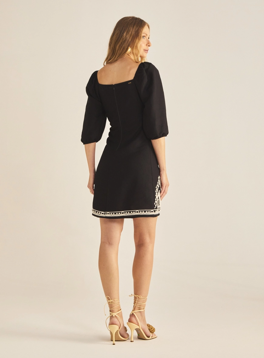 Vestido Alfaiataria Linho Bordado Preto 4