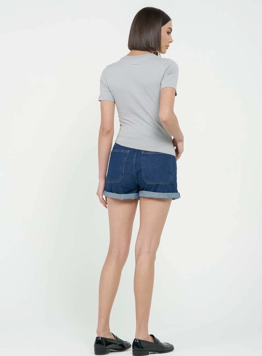 Camiseta Baby Look Com Aplicação E Torção Frente Cinza 4