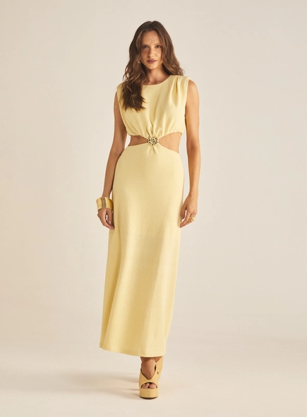 Vestido Comfort Longo Com Recorte