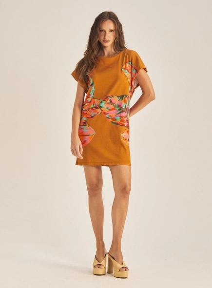 Vestido Over Estampado Manga Morcego