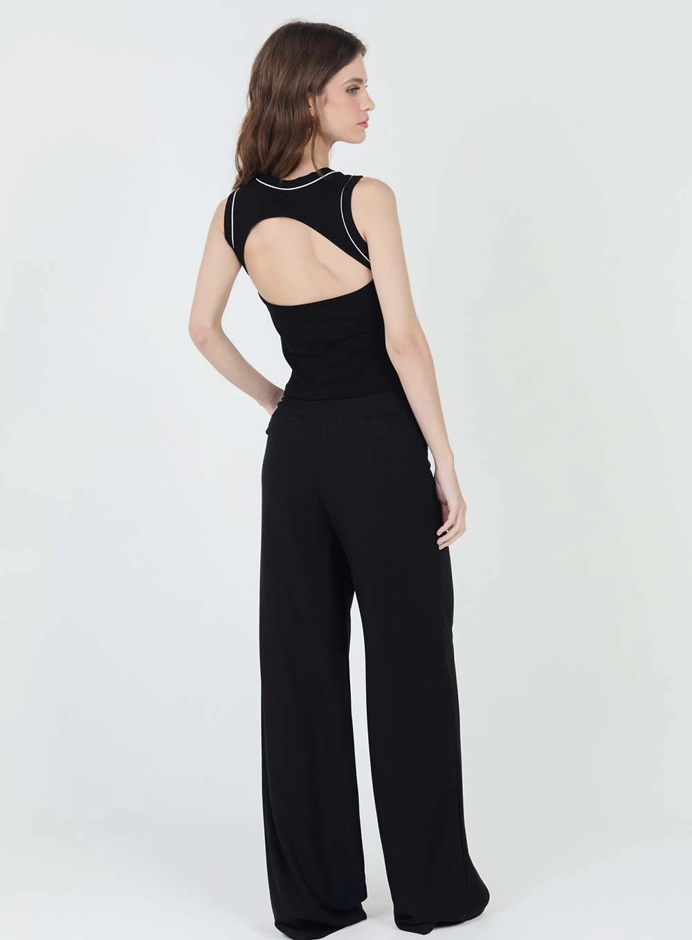 Blusa Small Canelada Com Costas Abertas Preto 4