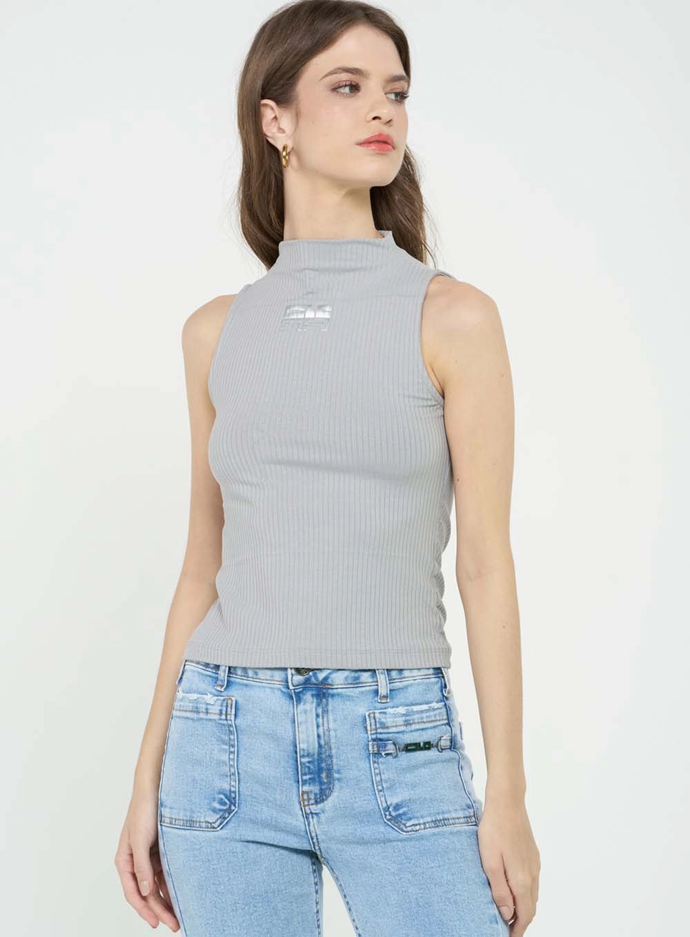 Blusa Small Canelada Com Gola Cinza 2
