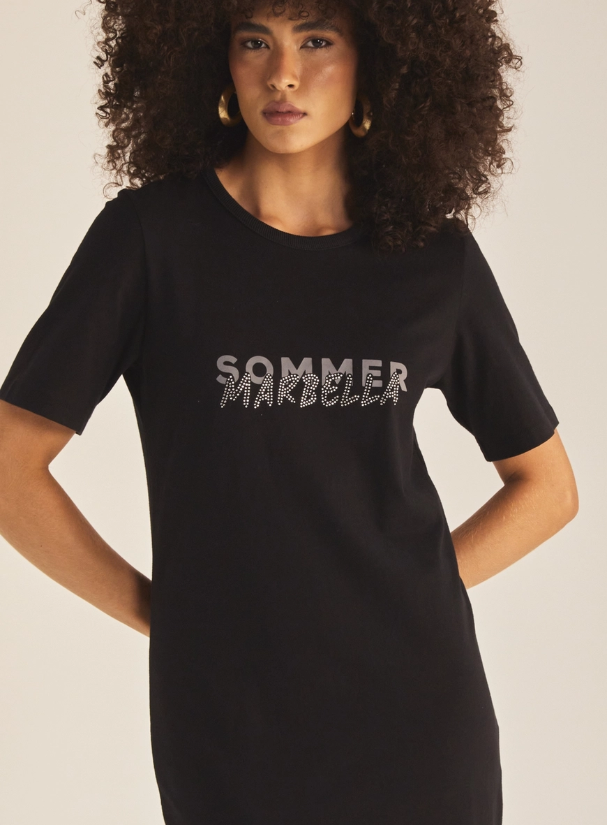 Vestido Comfort Com Aplicação E Fenda Preto 3