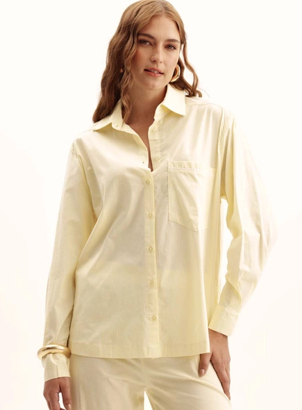 Camisa Feminina Oversized Com Bolsos