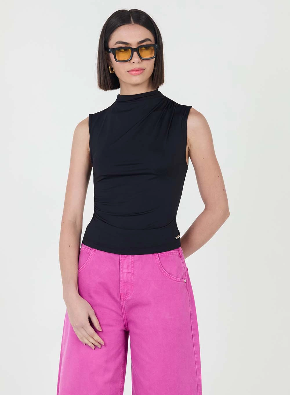 Blusa Slim Com Gola Preto 2