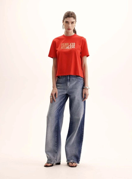 Camiseta Feminina Boy Assimétrica