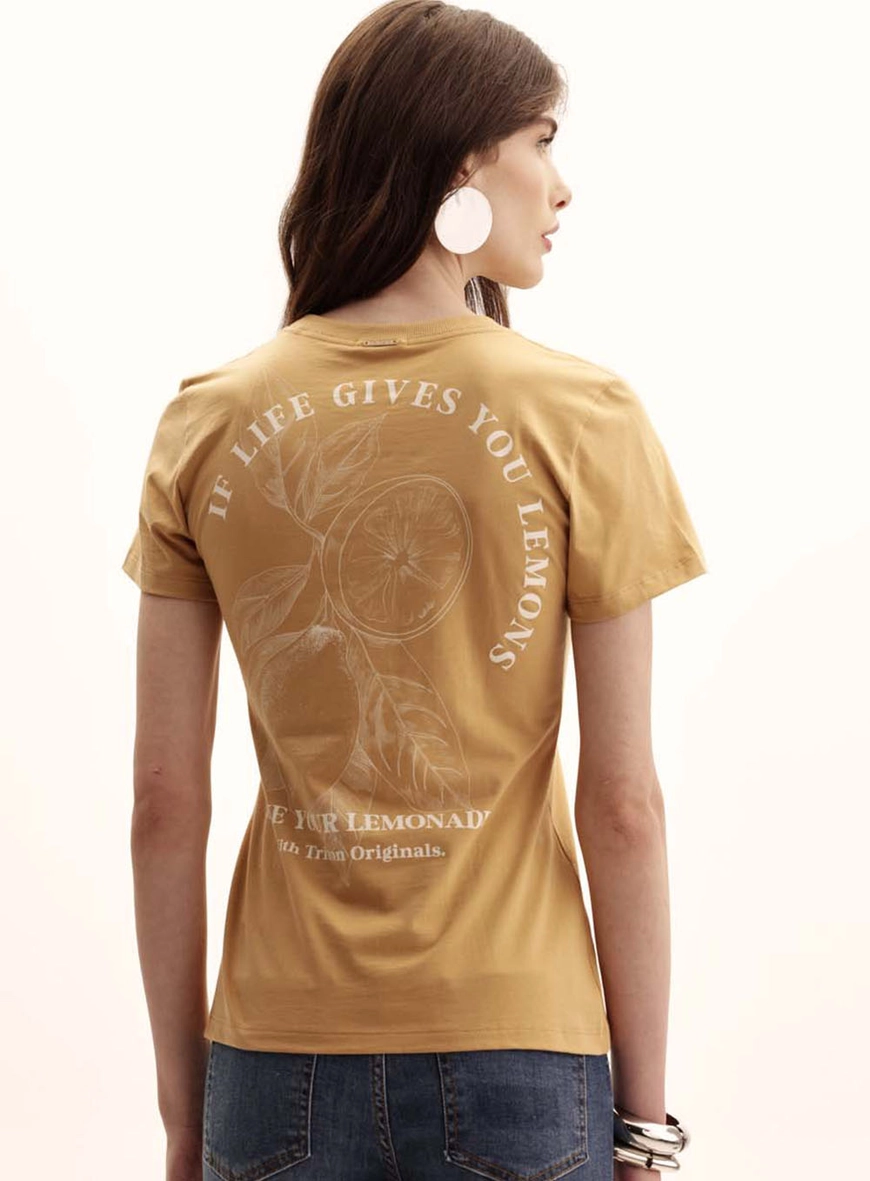 Camiseta Feminina Slim Gola Redonda Bege 4