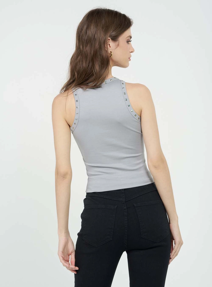 Regata Slim Com Aplicação De Tachas Cinza 3