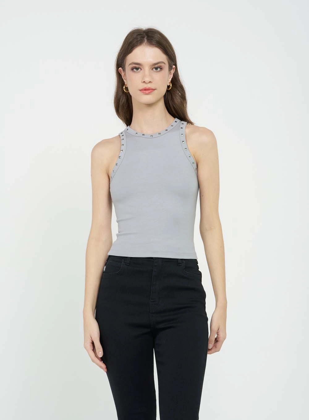 Regata Slim Com Aplicação De Tachas Cinza 2
