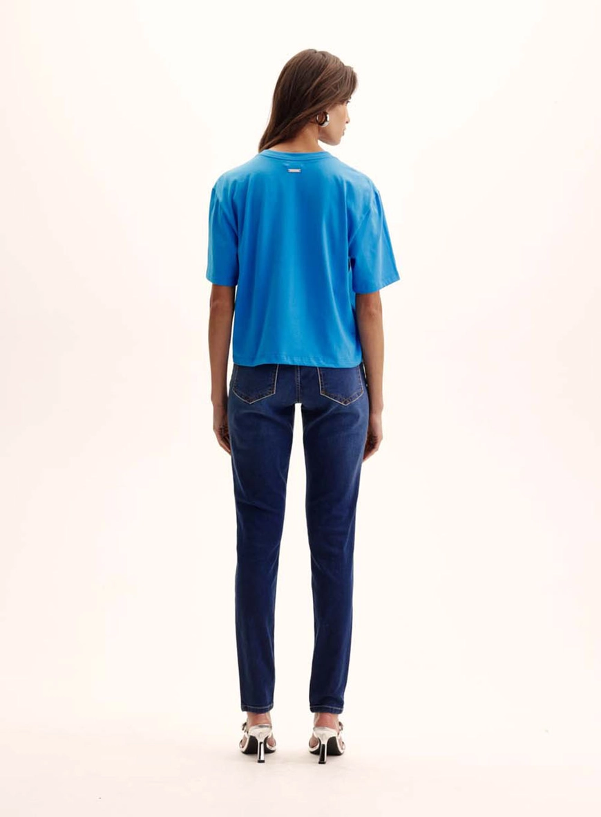 Camiseta Feminina Boy Estampada E Bordada Azul 5