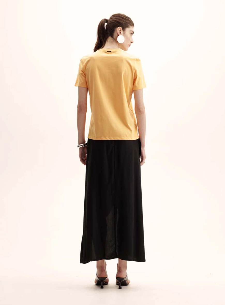 Camiseta Feminina Comfort Estampada Laranja 5